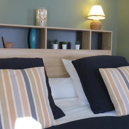 بيت ضيافة Le Castel 3*